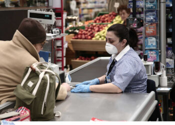 Το βίντεο που πρέπει να δείτε: Πως θα απολυμάνετε σωστά τα ψώνια από το σούπερ μάρκετ