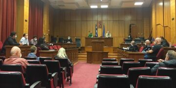 Έκτακτη σύσκεψη στην ΠΕ Κοζάνης: Κραυγή αγωνίας από τον Ιατρικό Σύλλογο Κοζάνης – Βάλτε σε καραντίνα Δαμασκηνιά – Δραγασιά – Ένταση των μέτρων και ελέγχων σε καταστήματα τροφίμων – Σε οριακό σημείο το Μαμάτσειο Νοσοκομείο