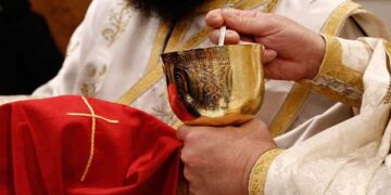 Η Εγκύκλιος της Ιεράς Συνόδου της Εκκλησίας της Ελλάδος για τον κορωνοϊό