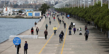 Απαγόρευση κυκλοφορίας: Κλείνει από σήμερα η Νέα Παραλία Θεσσαλονίκης -Μετά τις απαράδεκτες εικόνες
