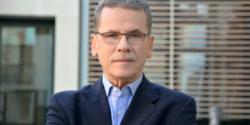 Μήνυμα του δημάρχου Κοζάνης, Λάζαρου Μαλούτα, προς τους πολίτες  για τον κορωνοϊό: « Παραμένουμε δυνατοί, αισιόδοξοι,  (…) και ακολουθούμε τις οδηγίες της πολιτείας »