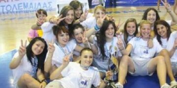 Για να θυμούνται οι παλιοί και να μαθαίνουν οι νέοι: Μπάσκετ: Πως ο Απόλλων κατέκτησε το πανελλήνιο Νεανίδων με τρίποντο από το κέντρο (βίντεο)