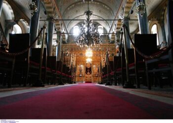 Μ. Εβδομάδα: Ανοιχτές εκκλησίες για λίγες ώρες – Λειτουργίες κεκλεισμένων των θυρών