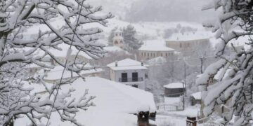 Νέες χιονοπτώσεις έπεσαν στη Βλάστη – Δείτε φωτογραφίες