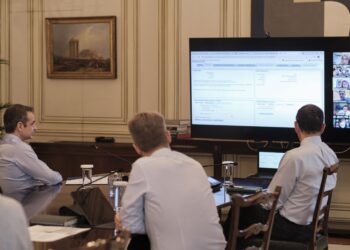 Παρουσιάστηκε το νέο σύστημα  «άυλης» συνταγογράφησηςλήττονται από την κρίση του Κορωνοϊού