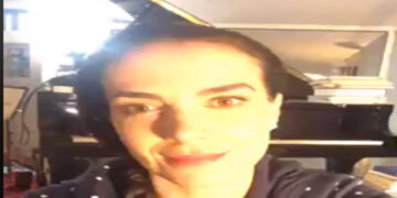 Νέα διαδικτυακή συναυλία της Φωτεινής Δάρρα για την ενίσχυση του Μαμάτσειου νοσοκομείου Κοζάνης