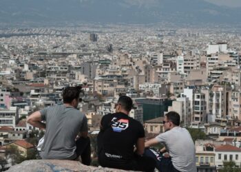 Κορωνοϊός: Οι 3+1 παράγοντες που θα κρίνουν την άρση των μέτρων