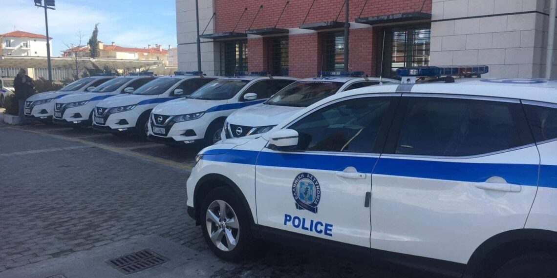 Η ΕΛ.ΑΣ κάνει χιούμορ και μας υπενθυμίζει να #μείνουμεσπίτι