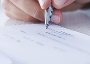 Κορωνοϊός. Πως γίνεται η αναστολή πληρωμής των Μεταχρονολογημένων επιταγών