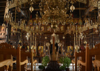 Κορωνοϊός: Πως θα λειτουργήσουν οι εκκλησίες το Πάσχα -Ολη η υπουργική απόφαση