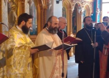 Ι.Ν. Αγίας Τριάδας Πτολεμαΐδας: Το Ευαγγέλιο στα Ποντιακά (VIDEO)