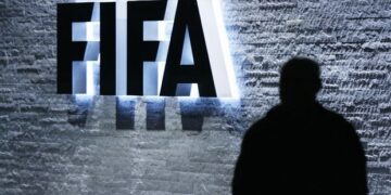 Κορονοϊός: Η FIFA επεκτείνει επ’αόριστον τη σεζόν 2019-20