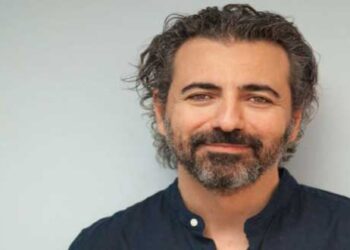 Νέος καλλιτεχνικός διευθυντής του Δημοτικού Θεάτρου Πειραιά ο Λευτέρης Γιοβανίδης, που διετέλεσε και Δ/ντης στο ΔΗΠΕΘΕ Κοζάνης