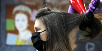 Ετοιμοπόλεμοι οι Κομμωτές και οι Κουρείς της Πτολεμαΐδας για την επόμενη μέρα …