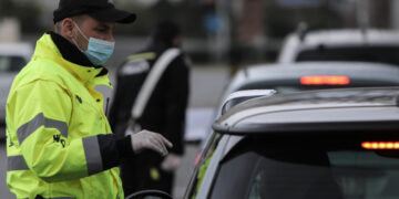 Τα μέτρα για το Πάσχα: Αστυνομικοί σε δρόμους, διόδια και εκκλησίες -Μπλόκα, έλεγχοι και πρόστιμα