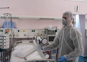 Κορωνοϊός: Δύο ακόμα θάνατοι στην Ελλάδα – 136 συνολικά οι νεκροί