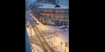 ΤΩΡΑ: VIDEO αναγνώστη από την περιοχή λαϊκής αγοράς στην Πτολεμαΐδα