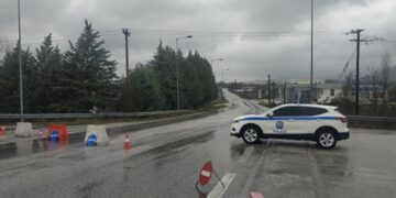 Πρώτη μέρα καραντίνας στη Μεσοποταμία- Εκατοντάδες ερωτήματα από πολίτες και επιχειρήσεις- Λίστα προς την Πολιτική Προστασία ώστε να διευκρινιστούν απαγορεύσεις και εξαιρέσεις- Μεγάλο θέμα η φροντίδα των ηλικιωμένων και των ευπαθών ομάδων