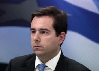 Μεταναστευτικό – Μηταράκης στον «Θέμα 104,6»: Καταργείται η φιλοξενία μεταναστών σε ξενοδοχεία μέσα στο 2020