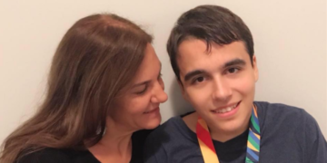 Κορωνοϊός: Το «ευχαριστώ» μίας μητέρας στον πρωθυπουργό επειδή άκουσε την έκκλησή της