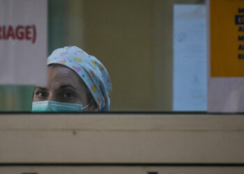 Κορωνοϊός: Ξεκινούν τα τεστ κατ’ οίκον -Στο δρόμο 500 Κινητές Μονάδες Υγείας