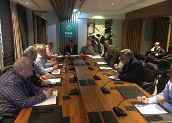Συνεδρίαση ΠΕΔ με τον Περιφερειάρχη για την απολιγντιτοποίηση – Ζητήθηκε πιο στενή συνεργασία- Να γίνει δεκτό το αίτημα εκπροσώπησης των Ενεργειακών Δήμων στην επιτροπή για τη δίκαιη μετάβαση