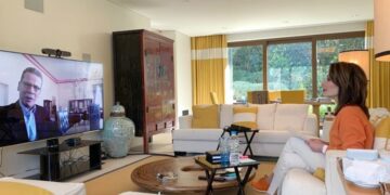 Τηλεδιάσκεψη Αγγελοπούλου με τον δήμαρχο Κοζάνης: Ποιες δράσεις προχωρούν για το «Ελλάδα 2021»