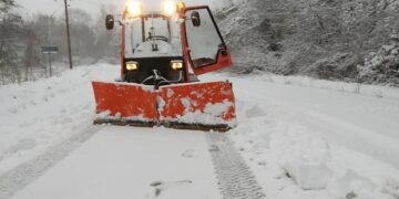 Αποχιονισμός στη Βλάστη Εορδαίας (φωτογραφίες)