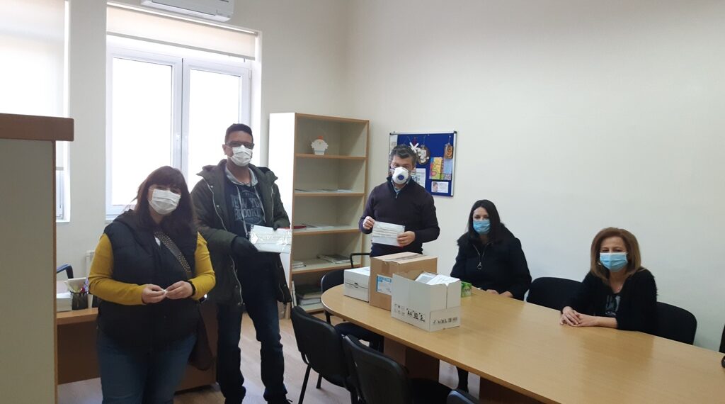 Κοινωφελής Επιχείρηση Δήμου Κοζάνης: Προσφορά επαναχρησιμοποιούμενων μασκών από την Άρσις