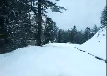 Υπέροχα χιονισμένα τοπία από τα ορεινά χωριά των Γρεβενών (βίντεο)