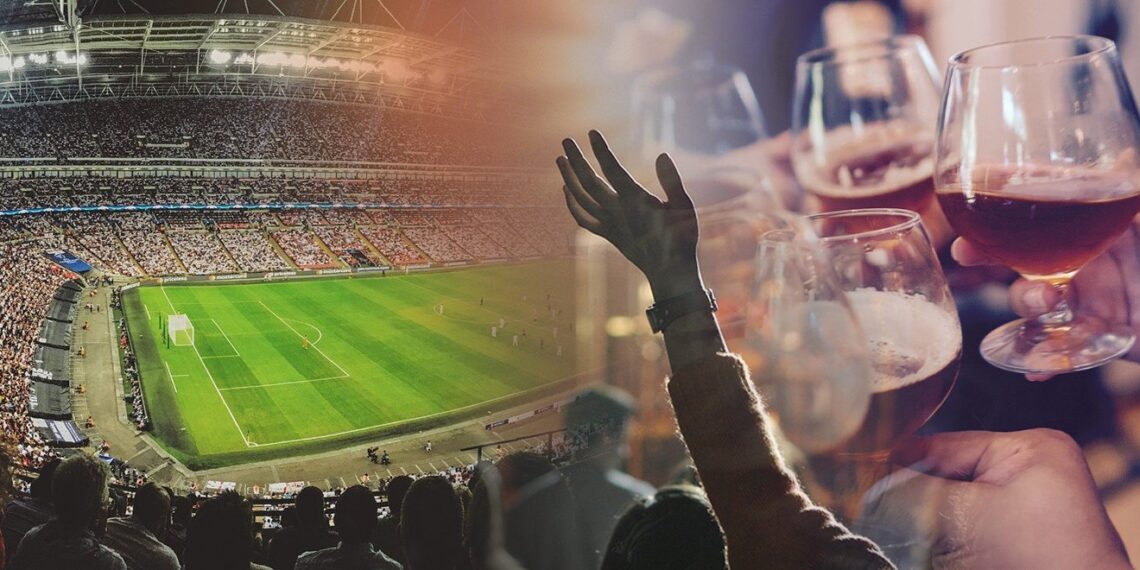 Σχέδιο επαναφοράς: Πότε ανοίγουν καφέ, ξενοδοχεία, αθλητικές εγκαταστάσεις