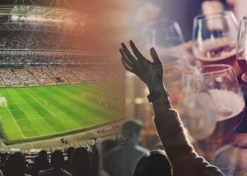 Σχέδιο επαναφοράς: Πότε ανοίγουν καφέ, ξενοδοχεία, αθλητικές εγκαταστάσεις