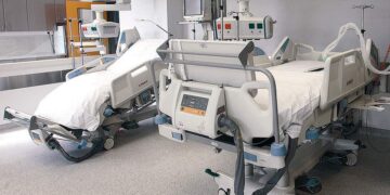 Κασαπίδης σε διοικητές Νοσοκομείων: “Πρέπει να αυξήσουμε τις κλίνες των ΜΕΘ στη Δυτική Μακεδονία- Στόχος να τις διπλασιάσουμε”