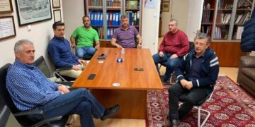 Σημανδράκος μετά από συνάντηση στην Αιανή για το θέμα μεταναστών: “μονομερείς αιφνιδιαστικές πρακτικές από την πλευρά της Πολιτείας σχετικά με την αποστολή μεταναστών και προσφύγων για φιλοξενία στην περιοχή”