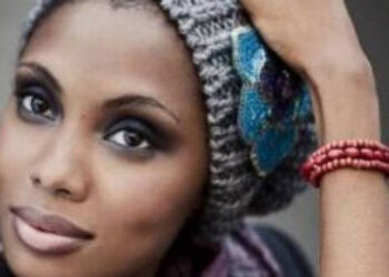 Η Μουσική Γωνιά του Μίλτου Ηλιάδη στο e-ptolemeos.gr – Human (Live)