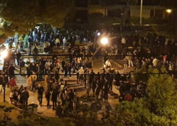 Κορωνοϊός: Ανησυχία για τα υπαίθρια πάρτι -Επεισόδια μεταξύ 300 νεαρών και αστυνομίας στην Αγία Παρασκευή