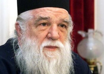 Τελεσίγραφο του Αμβρόσιου στην Κεραμέως: Αν δεν ανακαλέσεις έως το Σάββατο θα σε αφορίσω