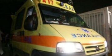 Συμβαίνει τώρα: Με ασθενοφόρο στο Μαμάτσειο μεταφέρθηκε παιδί που τραυματίστηκε ενώ έπαιζε