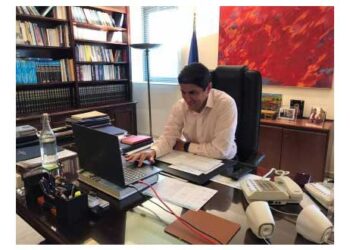 Τηλεδιάσκεψη Αυγενάκη με Περιφερειάρχες και Δημάρχους για τη σταδιακή επανεκκίνηση της αθλητικής δραστηριότητας στις εγκαταστάσεις τους