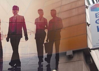 e-EΦΚΑ: Ηλεκτρονικά 6 βεβαιώσεις από τα ταμεία