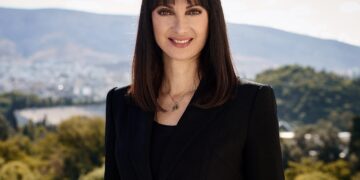 Έλενα Κουντουρά προς Κομισιόν:Δώστε σαφείς οδηγίες για την ασφαλή επανεκκίνηση των ταξιδίων και του τουρισμού στην ΕΕ