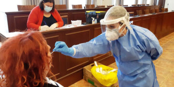 Προληπτικός δειγματοληπτικός Έλεγχος σε εργαζόμενους του Δήμου Γρεβενών για τον Covid-19 από κινητή ομάδα του ΕΟΔΥ