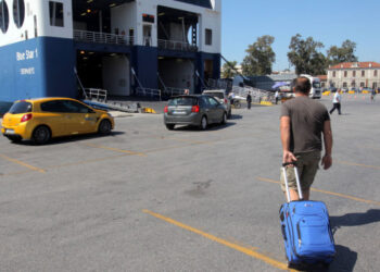 Αρση μέτρων: Τι αλλάζει από Δευτέρα -Ταξίδια από νομό σε νομό, πλοία για Κρήτη, στο σχολείο Α΄, Β΄Λυκείου και Γυμνάσιο