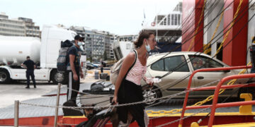 Τριήμερο Αγίου Πνεύματος: Ολες οι μετακινήσεις που επιτρέπονται, τι χρειάζεται προσοχή -Για ποιους είναι αργία