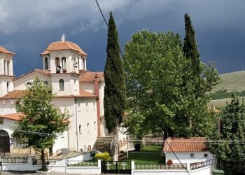 Πανηγυρίζει ο Ιερός Ναός Αγίων Κωνσταντίνου και Ελένης Μαυροδενδρίου Κοζάνης