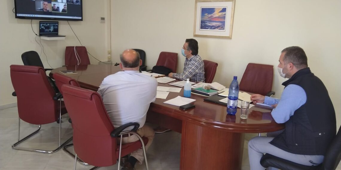 Τηλεδιάσκεψη Κασαπίδη με τους Διοικητές των Νοσοκομείων- Στόχος η αξιοποίηση 45εκ. ευρώ από ευρωπαϊκά κονδύλια- Πρόταση της Περιφέρειας για χρηματοδότηση μισθοδοσίας επικουρικών γιατρών για 2 χρόνια