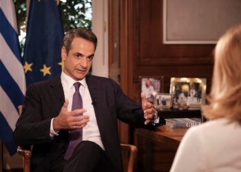 Μητσοτάκης: “Ούτε ανασχηματισμό, ούτε εκλογές” – Τι είπε για Έβρο, οικονομία, άνοιγμα σχολείων και τη διαχείριση της πανδημίας του κορωνοϊού