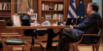 Δημοσκόπηση: «Ναι» στους χειρισμούς της κυβέρνησης για τον κορωνοϊό λέει το 75% των πολιτών