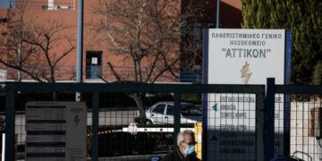 Νεκροί από κορωνοϊό: Μια 88χρονη το 145ο θύμα του ιού