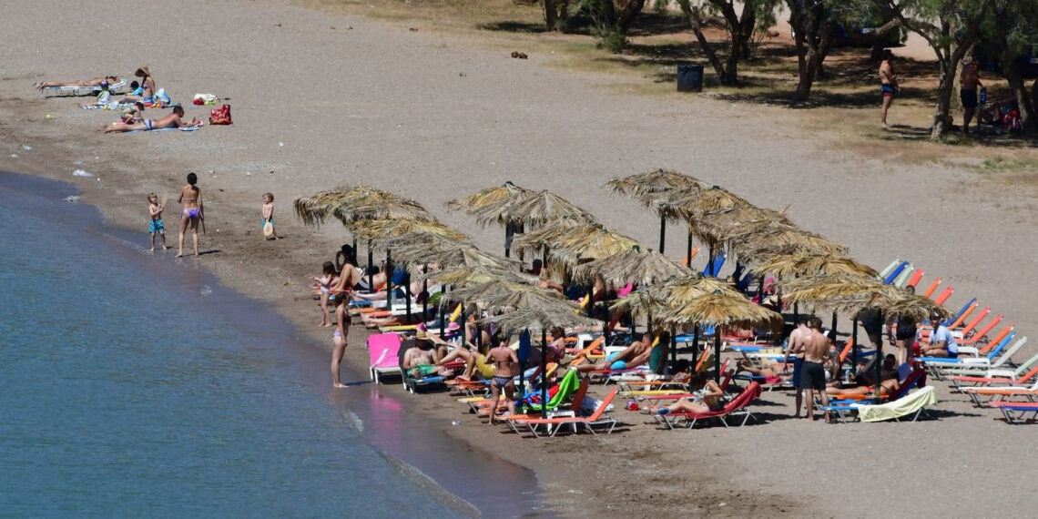 Χαρδαλιάς για άνοιγμα παραλιών: Από 5 έως 20.000 ευρώ τα πρόστιμα σε όσους παρανομήσουν